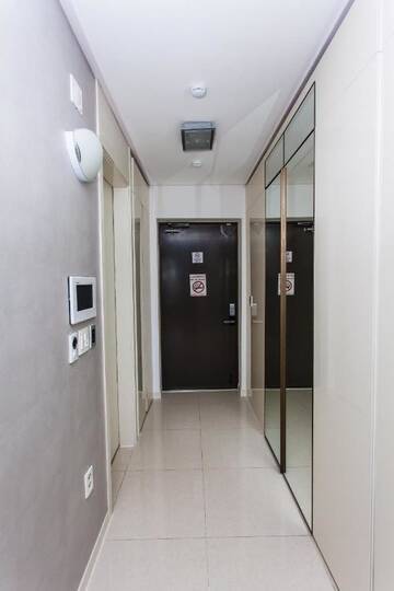 Фото номера Апартаменты с 1 спальней Апартаменты Red Apartments 2720 г. Promyshlennyy 11